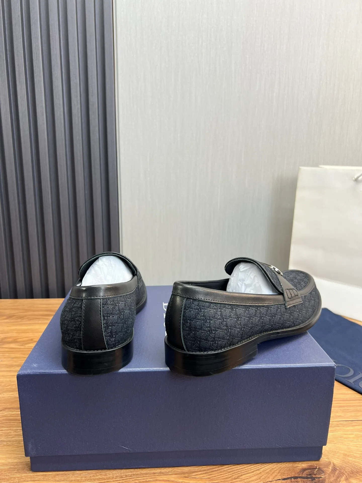 Men's men's shoes 💰580💰 Dior men's business casual leather shoes 👞all made of imported original brand leather, just to create a more comfortable wearing experience, upper: original cowhide ➕ imported sheepskin lining, original non-slip and wear-resistant rubber outsole ✔️36-45 (38.45 non-refundable)